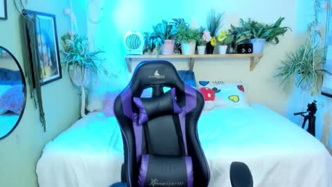 Fernanda Diaz online show from 17, 9, 2025