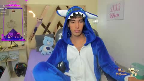 FER PHOENIX online show from 30, 10, 2025