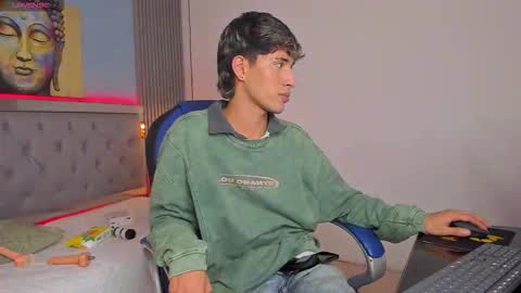 FER PHOENIX online show from 30, 3, 2026