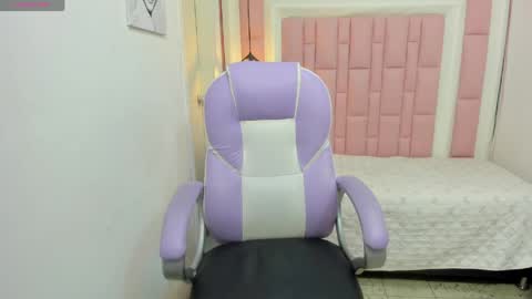 FER PHOENIX online show from 16, 4, 2026