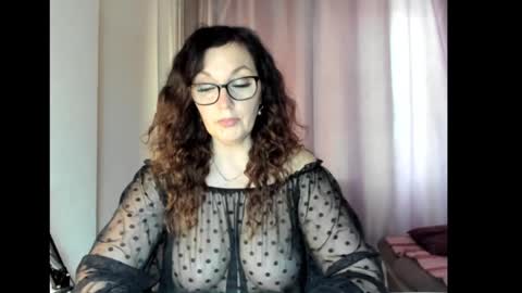 Snapshot of fey_bb chatting on 11, 2, 2025 Milana online show from 11, 2, 2025