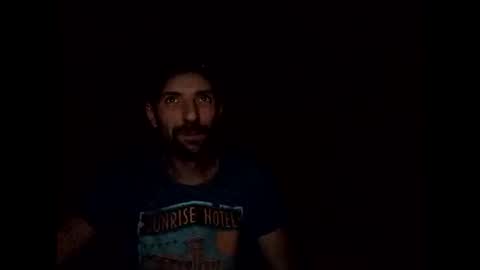 Raised in 90s online show from 25, 10, 2025