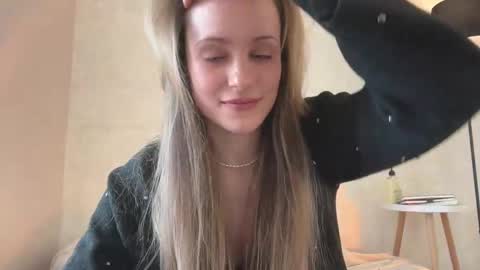 Lisa online show from 12, 3, 2025