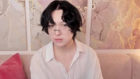 fiamoory online show from 12, 1, 2026