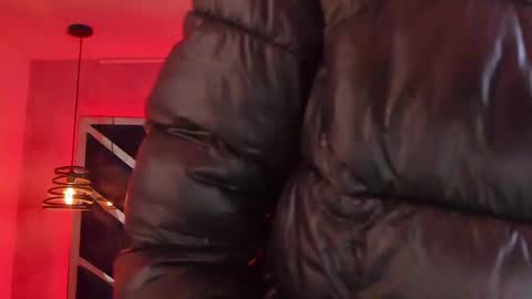   online show from 31, 1, 2025