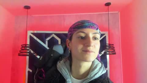   online show from 4, 3, 2025