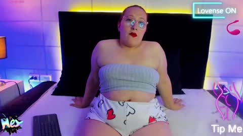 Snapshot of fieryluciana chatting on 19, 10, 2025 Luciana online show from 19, 10, 2025