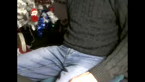 Snapshot of fifi010203 chatting on 14, 12, 2024 fifi010203 online show from 14, 12, 2024