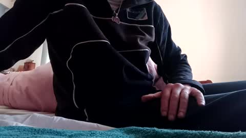 Snapshot of fifi010203 chatting on 16, 2, 2025 fifi010203 online show from 16, 2, 2025