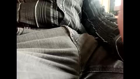 Snapshot of fifi010203 chatting on 3, 10, 2025 fifi010203 online show from 3, 10, 2025