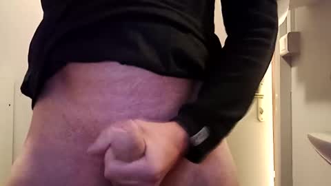 Snapshot of fifi010203 chatting on 28, 10, 2025 fifi010203 online show from 28, 10, 2025