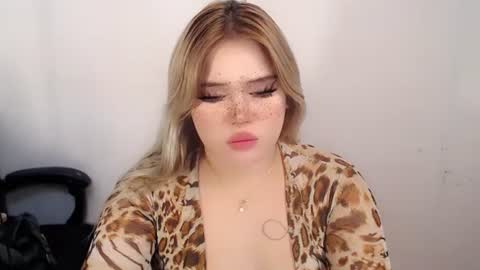 Snapshot of filipina_slutty69xxx chatting on 15, 9, 2025  Angela  DONT FORGET TO FOLLOW AND GIVE ME APPRECIATION online show from 15, 9, 2025