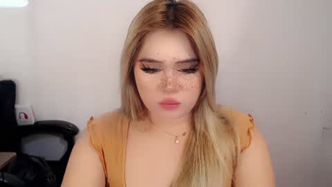 Snapshot of filipina_slutty69xxx chatting on 19, 9, 2025  Angela  DONT FORGET TO FOLLOW AND GIVE ME APPRECIATION online show from 19, 9, 2025