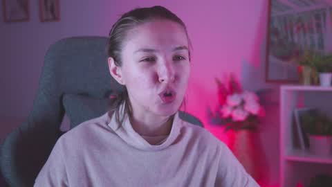 Snapshot of filipinaadams chatting on 14, 12, 2024 cap and Lana  online show from 14, 12, 2024