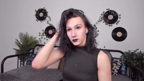 Honey Ill be waiting for you Tue Wed Thu Fri Sat Sun 10am-5pm online show from 22, 1, 2025