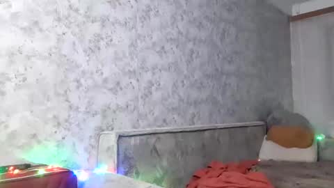 Whitechocolate online show from 11, 2, 2025