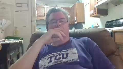 Snapshot of finderfiner chatting on 29, 1, 2025 finderfiner online show from 29, 1, 2025