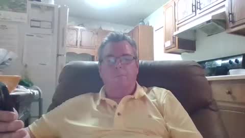 Snapshot of finderfiner chatting on 27, 2, 2025 finderfiner online show from 27, 2, 2025