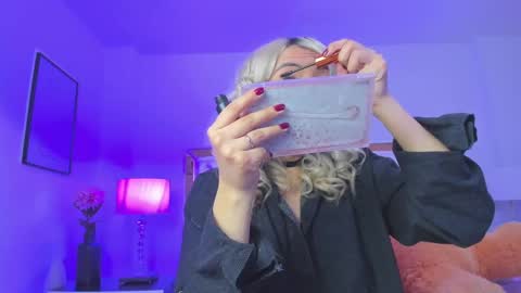 finnky1 online show from 13, 2, 2025