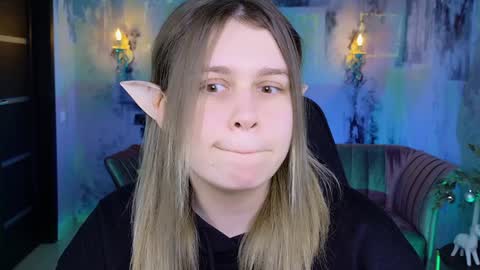 fiora online show from 4, 1, 2025