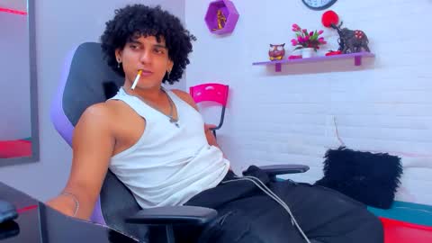 fire_boy69 online show from 27, 9, 2025