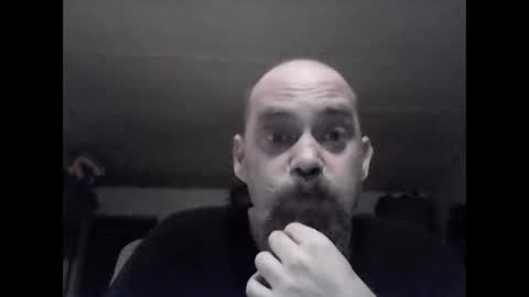 Snapshot of fireprince1977 chatting on 28, 4, 2026 Brad online show from 28, 4, 2026