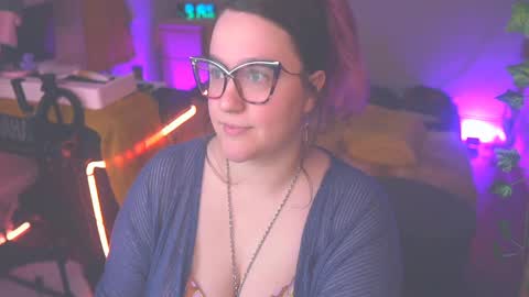 Lio Roxy online show from 4, 4, 2026
