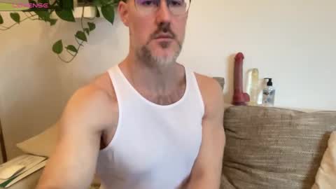 Snapshot of fit_rubinho chatting on 4, 1, 2025 Rubn online show from 4, 1, 2025