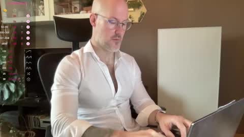 Snapshot of fit_rubinho chatting on 22, 1, 2025 Rubn online show from 22, 1, 2025