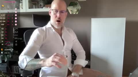 Snapshot of fit_rubinho chatting on 5, 3, 2025 Rubn online show from 5, 3, 2025