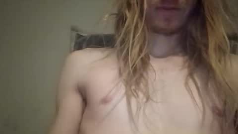 Snapshot of fitfungi7 chatting on 7, 4, 2026 fitfungi7 online show from 7, 4, 2026
