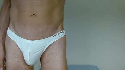 Snapshot of fithotguy90 chatting on 5, 7, 2026 Luis online show from 5, 7, 2026