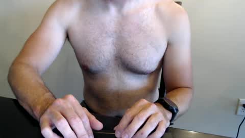 Snapshot of fithubby80 chatting on 22, 6, 2026 fithubby80 online show from 22, 6, 2026