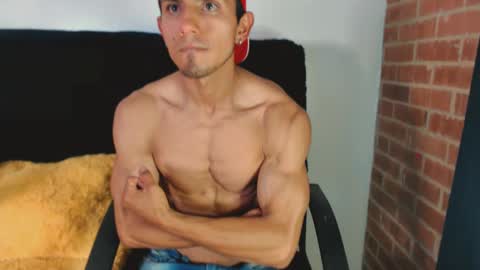 fitnescalientes online show from 19, 2, 2025