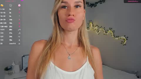 Snapshot of fizana chatting on 16, 7, 2026 Kira online show from 16, 7, 2026