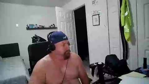 Snapshot of flaguy3233 chatting on 6, 1, 2025 Florida guy online show from 6, 1, 2025