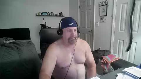 Snapshot of flaguy3233 chatting on 30, 10, 2025 Florida guy online show from 30, 10, 2025