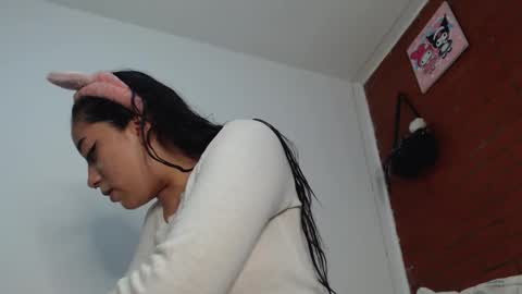 tteo  Sienna  online show from 3, 11, 2025