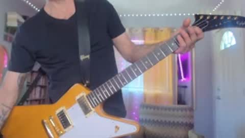 Flannel Dong online show from 7, 10, 2025