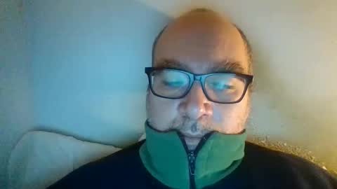 Carlo online show from 12, 1, 2026