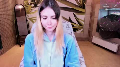 Snapshot of fleximona chatting on 16, 5, 2026 FlexiMona online show from 16, 5, 2026