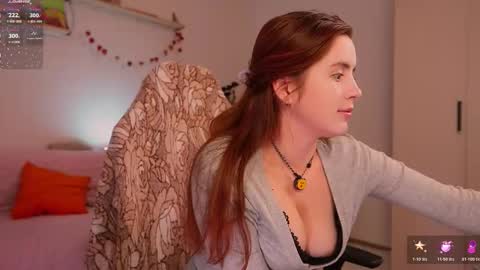 Snapshot of flonodo chatting on 11, 11, 2025 Eliza online show from 11, 11, 2025