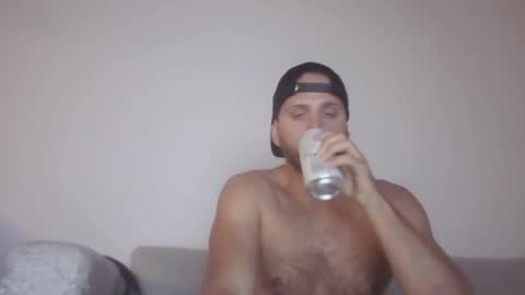 Snapshot of flopy1995 chatting on 29, 12, 2024 flopy1995 online show from 29, 12, 2024