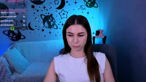 Snapshot of flora_ri chatting on 3, 6, 2026 just ask me online show from 3, 6, 2026