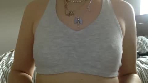 Snapshot of floraexploration chatting on 21, 2, 2025 floraexploration online show from 21, 2, 2025