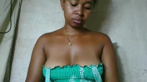 florencia011 online show from 5, 4, 2026