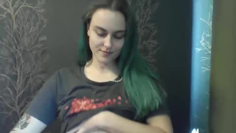 Snapshot of flower_bluee chatting on 5, 4, 2026 Ambika 3 online show from 5, 4, 2026