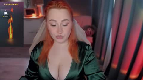 Snapshot of flower_camellia chatting on 12, 2, 2025 Camelia online show from 12, 2, 2025