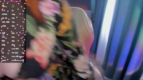 Snapshot of flower_camellia chatting on 6, 3, 2025 Camelia online show from 6, 3, 2025