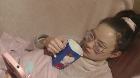 say meow and send tip  online show from 2, 3, 2026